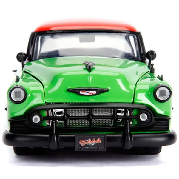 imagen de DC Comics: Figura de Poison Ivy y modelo de coche de metal 1953 Chevy Bel Air 1/24 - Simba Toys 4