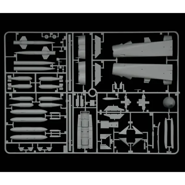 imagen de Italeri 1/48 Tornado GR.1/IDS modelo de avión 4