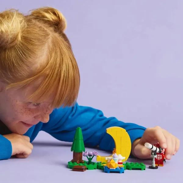 imagen de LEGO® Animal Crossing™: Observación de estrellas con Celeste (77053) 3