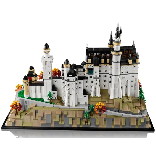 imagen de LEGO® Architecture: Castillo de Neuschwanstein (21063) 5