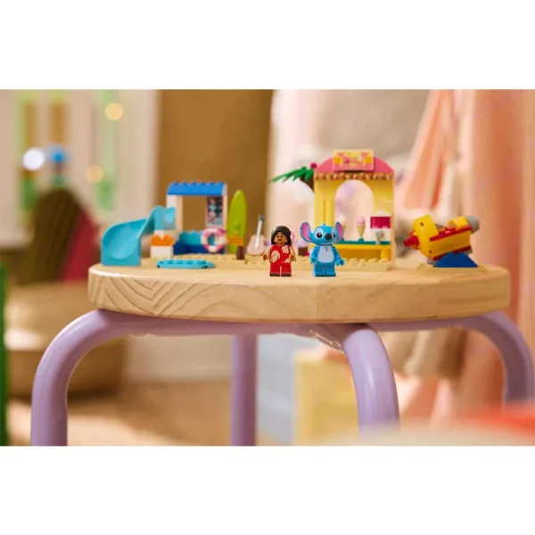 imagen de LEGO® Disney™: La aventura en la playa de Lilo y Stitch (43280) 5