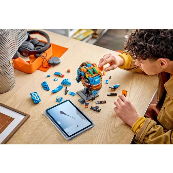 imagen de LEGO® Ediciones: McLaren Mastercard F1® Team Oscar Piastri casco (43017) 4