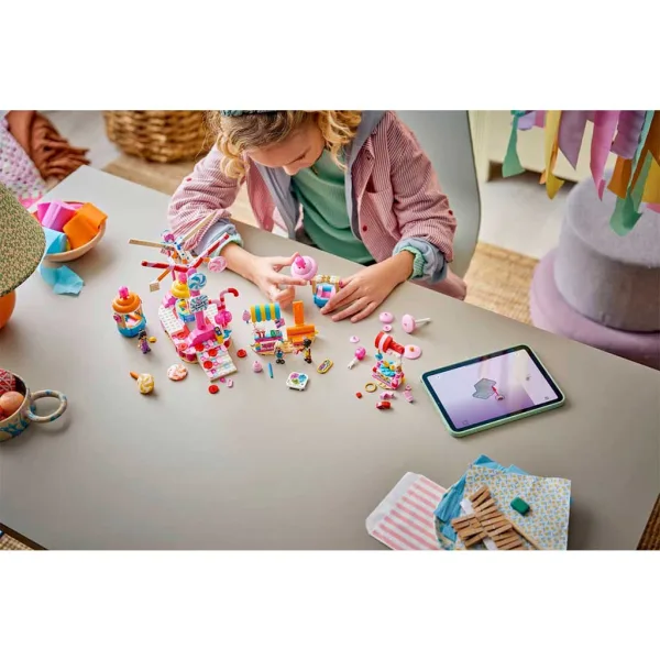 imagen de LEGO® Friends: Rueda de la fortuna gigante decorada con caramelos y muffins (42700) 6