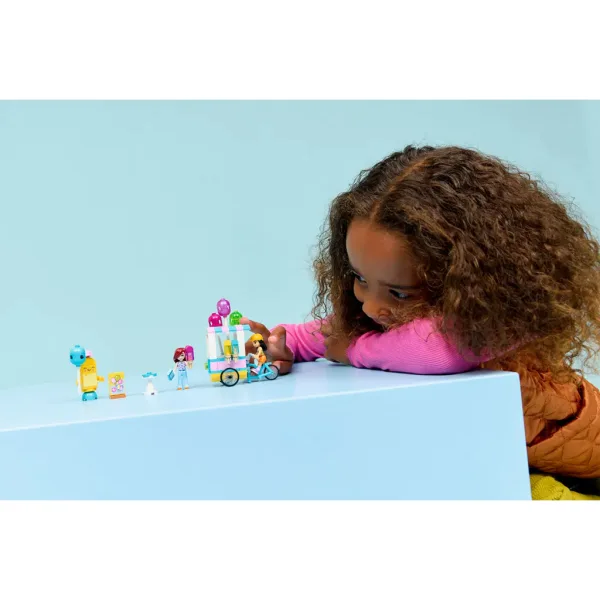 imagen de LEGO® Friends: Vendedor de helados y globos (42692) 7