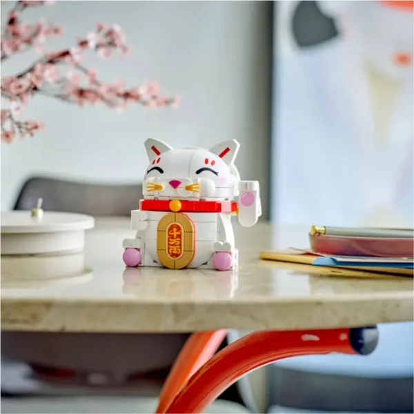 imagen de LEGO®: Gato de la suerte (40813) 3