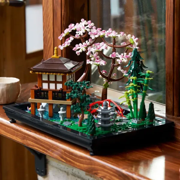 imagen de LEGO® Icons: Jardín japonés (10315) 10