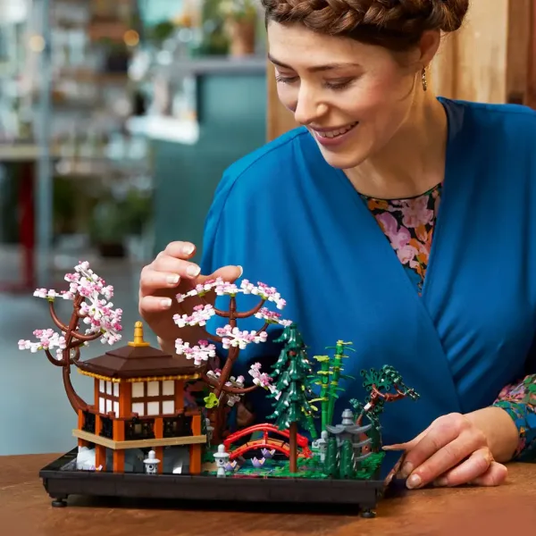 imagen de LEGO® Icons: Jardín japonés (10315) 9