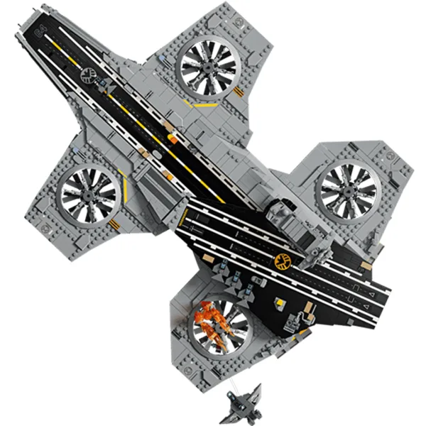 imagen de LEGO® Marvel: Helicarrier de S.H.I.E.L.D. (76354) 4