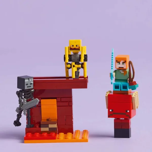 imagen de LEGO® Minecraft: Batalla en el lago de lava del inframundo (3299) 4