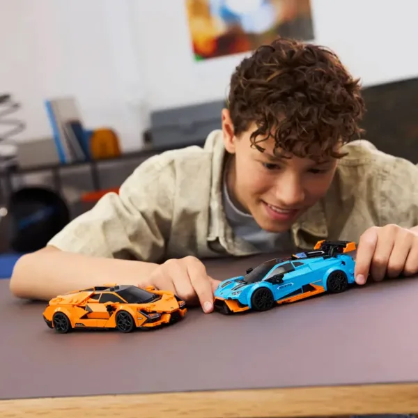 imagen de LEGO® Speed Champions: Lamborghini Revuelto y Huracán STO (77238) 5