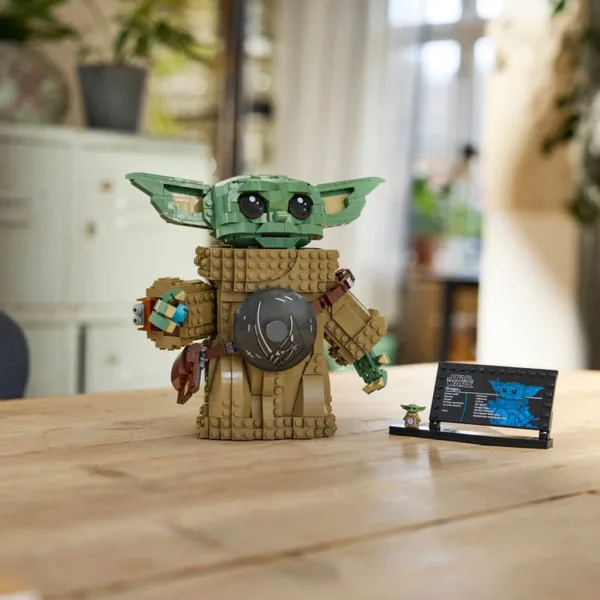 imagen de LEGO® Star Wars™: Grogu™ Padawan Mandaloriano (75446) 4