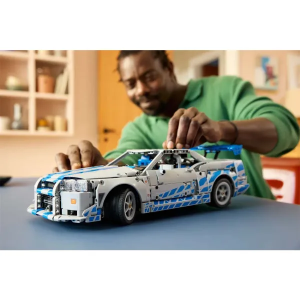 imagen de LEGO® Technic: 2 Rápido 2 Furioso Nissan Skyline GT-R (R34) coche (42210) 7