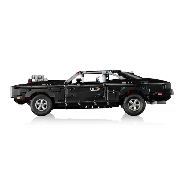 imagen de LEGO® Technic: Coche Dodge Charger R/T de Rápido y Furioso (42231) 3