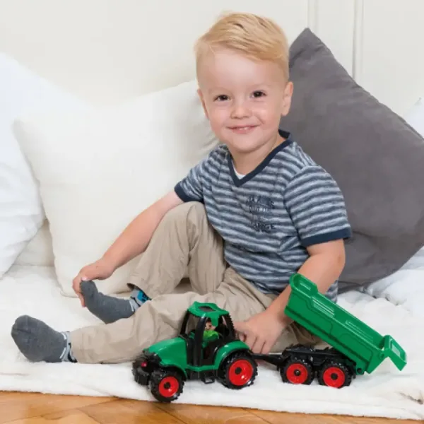imagen de LENA: Camiónes tractor con remolque y figura 36cm 4