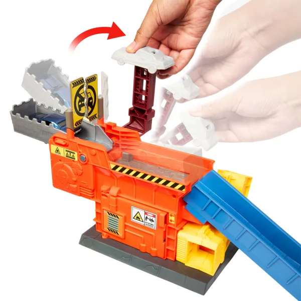 imagen de Matchbox A película: Set de juego de la estación de roncado Smalley – Mattel 5