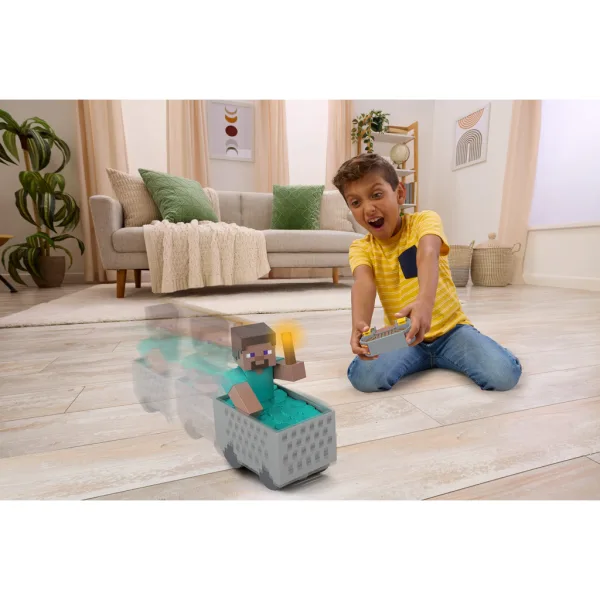 imagen de Minecraft RC coche de minería con figura de Steve – Mattel 3