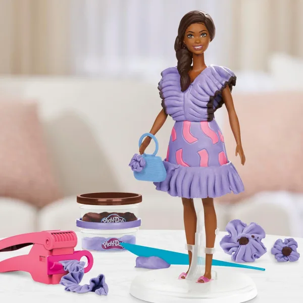 imagen de Play-Doh: Barbie Fashionista vestidos con volantes set de plastilina con muñeca - Hasbro 4