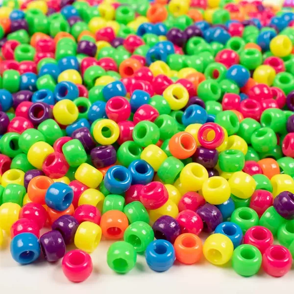 imagen de PlayBox: Paquete de 1000 cuentas de colores en forma de cilindro de colores neón 1