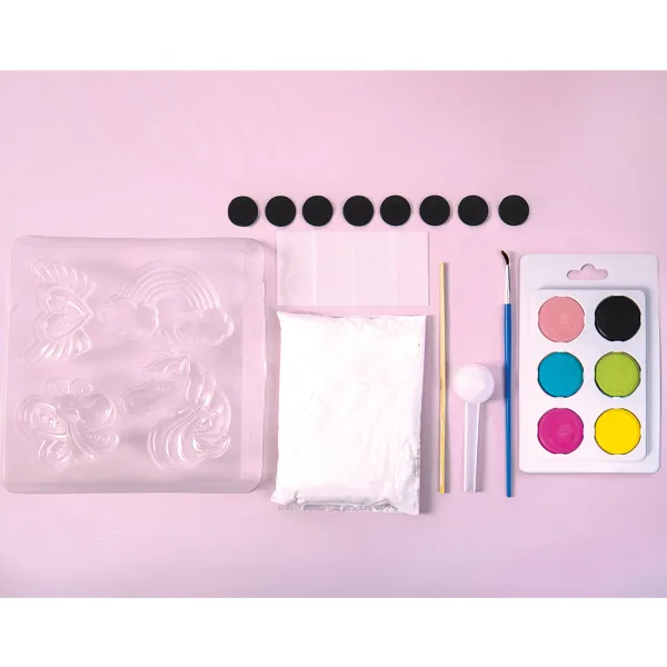 imagen de PlayBox: Set de moldes de yeso para crear imanes de unicornio 2