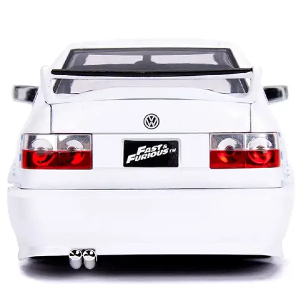 imagen de Rápido y Furioso: Volkswagen Jetta de Jesse modelo de coche de metal 1/24 - Simba Toys 5