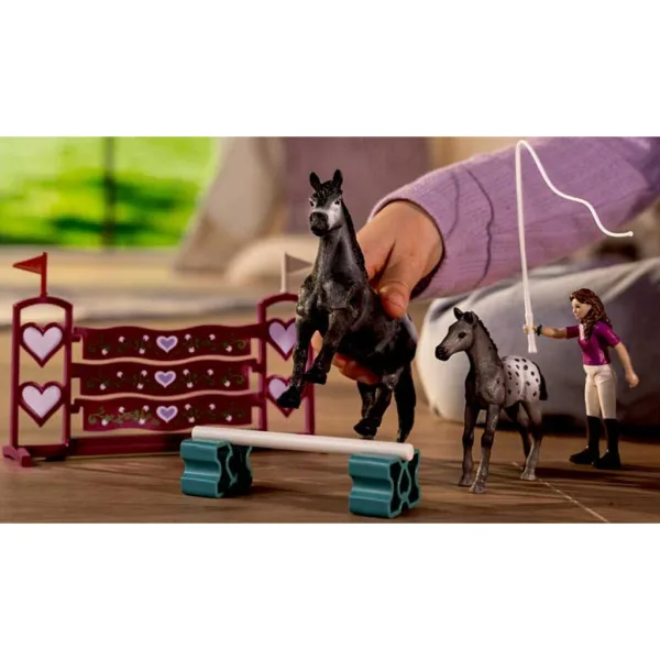 imagen de Schleich Horse Club: Juego de entrenamiento de Lisa (42776) 2