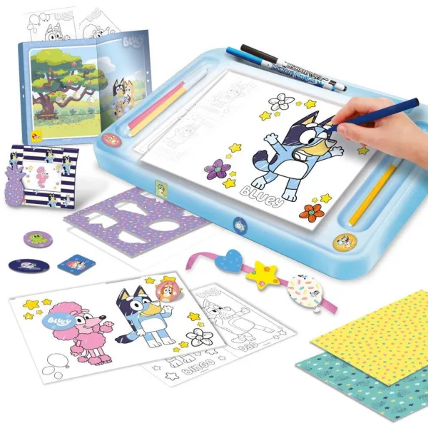 imagen de Set de escuela de dibujo Bluey con pizarra iluminada – Lisciani 2