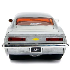 imagen de 1969 Chevy Camaro modelo de coche de metal 1/24 - Simba Toys 6