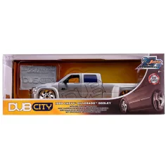 1999 Chevy Silverado Dooley modelo de coche de metal 1/24 - Simba Toys
