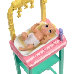 imagen de Barbie muñeca de carrera de médico con cabello castaño - Mattel 4