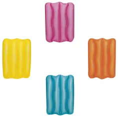 Bestway: Almohada inflable en varias versiones 38x25x5cm