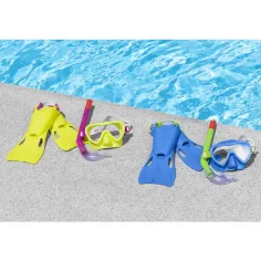imagen de Bestway: Crusader Essential™ equipo de snorkel en dos versiones 1ud 3