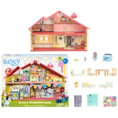 imagen de Bluey: Casa familiar festiva set de juego con figura festiva de Bluey 4