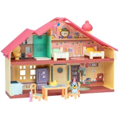 imagen de Bluey: Casa familiar festiva set de juego con figura festiva de Bluey 6