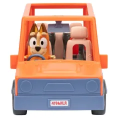 imagen de Coche Bluey con figura de Chilli 4