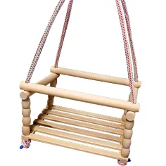 Columpio de madera natural con cuerda