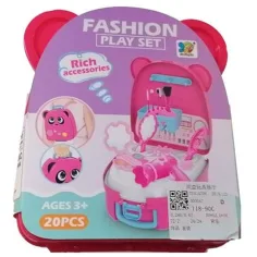 Conjunto de belleza en almacenamiento rosa con forma de oso