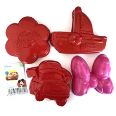 imagen de Conjunto de moldes de arena Disney Cars y Minnie Mouse 4 piezas 2