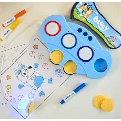 imagen de Crayola: Color Wonder Bluey Juego de sellos mágicos iluminados 2