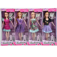 Fashion Girl: Muñeca de moda de París en varias versiones de 30 cm
