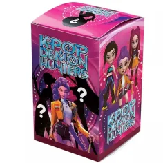 Figura sorpresa de K-Pop Demon Hunters con tarjeta