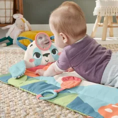 imagen de Fisher-Price: Alfombra de juego enrollable Pandamatrac - Mattel 3
