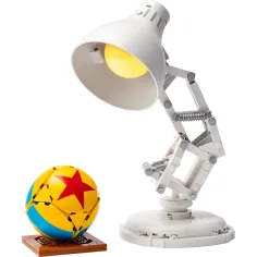 imagen de LEGO® Ideas: Disney Pixar Luxo Jr. (21357) 3