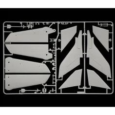imagen de Italeri 1/48 Tornado GR.1/IDS modelo de avión 6