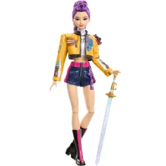 imagen de K-Pop Cazadores de Demonios: Muñeca de moda Rumi con espada – Mattel 6