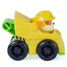 imagen de La Patrulla Canina: Dino Movie, mini coche de carreras de Rubble, 6,4 cm - Spin Master 2