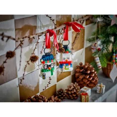 imagen de LEGO®: Adornos navideños de muñeco de nieve (40812) 4