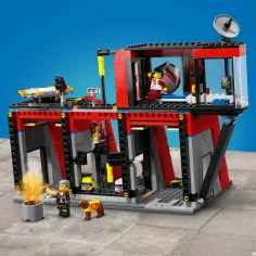 imagen de LEGO® City: Estación de bomberos y camión de bomberos (60414) 4
