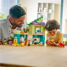 imagen de LEGO® DUPLO®: casa familiar moderna 3 en 1 con figuras (10470) 4