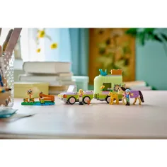 imagen de LEGO® Friends: Remolque para caballos y potros (42695) 9
