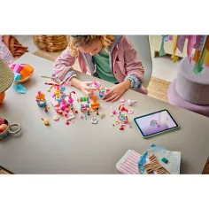imagen de LEGO® Friends: Rueda de la fortuna gigante decorada con caramelos y muffins (42700) 6